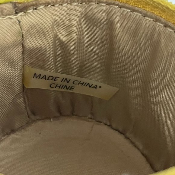 Exquisite Coach Zip-Around Cylinder Case - Picture 8 of 9